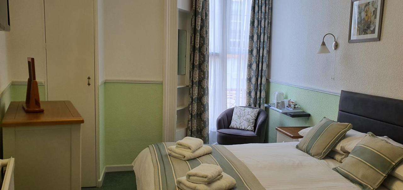 Corbiere Guest House Уестън сюпър Меър Екстериор снимка